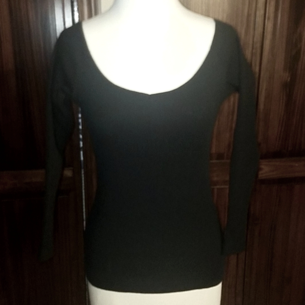 Simmly 3/4 Sleeve Fitted Black Ribbed Top
